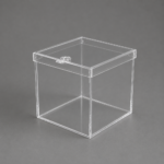 Caja desmontable con cerradura de clic